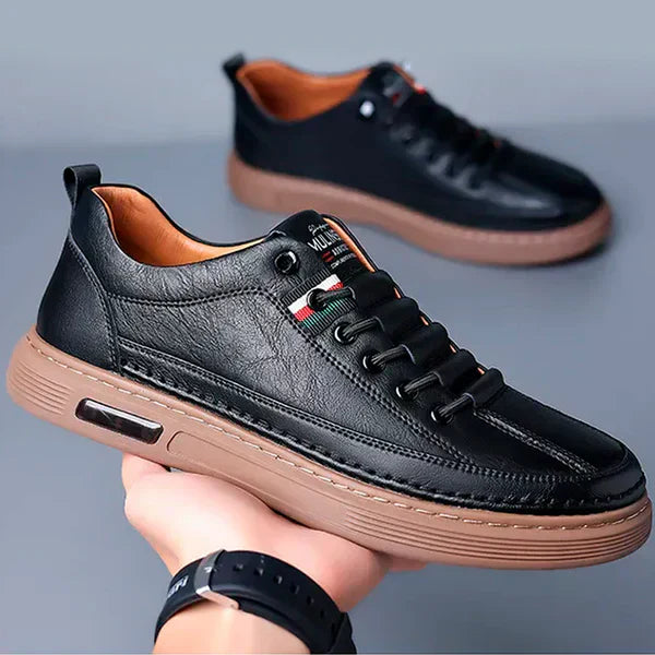 Italienischer lässiger Sneaker aus Leder