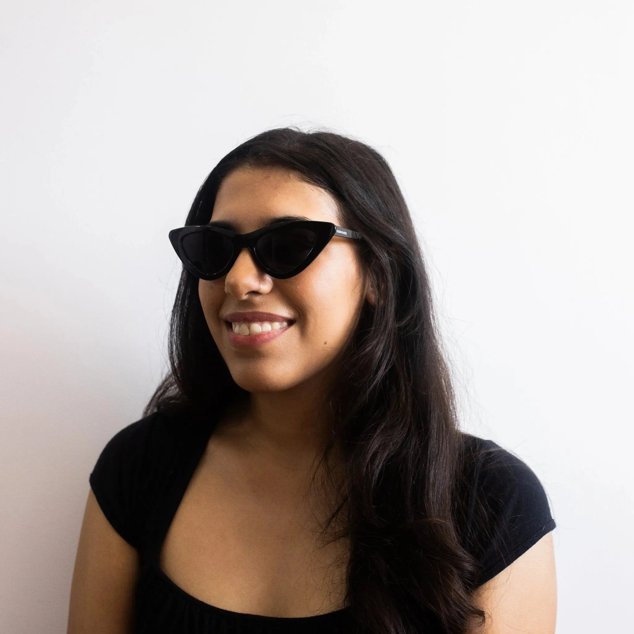 Damen Schwarze Katzenaugen Sonnenbrille